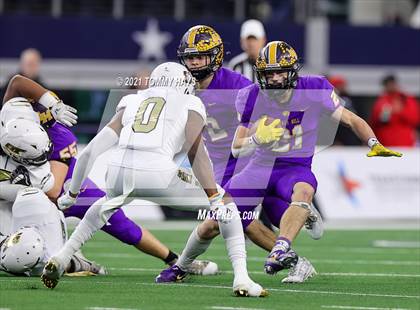 Thumbnail 1 in South Oak Cliff vs. Liberty Hill (UIL Football 5A D2 Finals) photogallery.