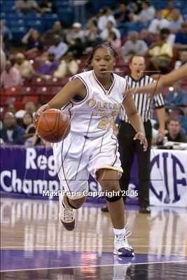 Thumbnail 2 in Fairfield vs. Oakland Tech (NorCal D1 Final)#1 photogallery.