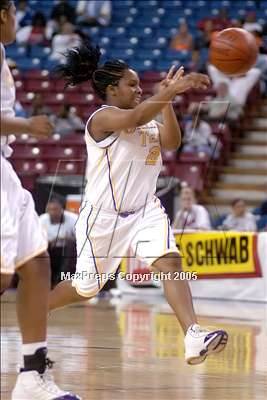 Thumbnail 2 in Fairfield vs. Oakland Tech (NorCal D1 Final)#1 photogallery.
