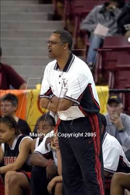 Thumbnail 2 in Fairfield vs. Oakland Tech (NorCal D1 Final)#1 photogallery.