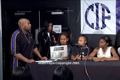 Thumbnail 1 in Fairfield vs. Oakland Tech (NorCal D1 Final)#1 photogallery.