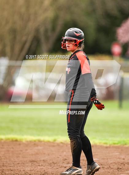 Thumbnail 1 in South Eugene @ Roseburg photogallery.