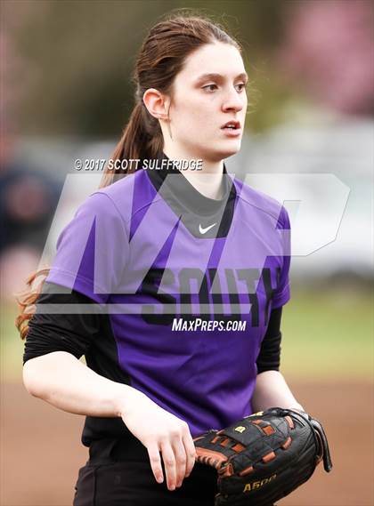 Thumbnail 3 in South Eugene @ Roseburg photogallery.