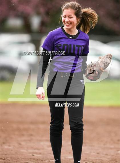 Thumbnail 3 in South Eugene @ Roseburg photogallery.
