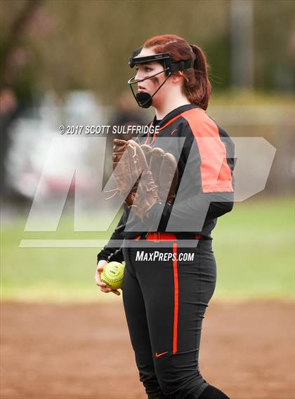 Thumbnail 3 in South Eugene @ Roseburg photogallery.