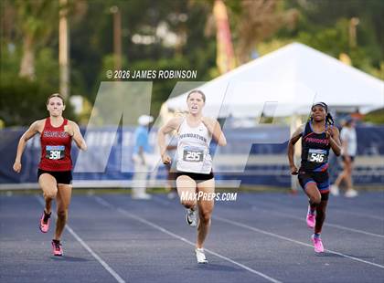 Thumbnail 2 in FHSAA Class 1A Final (200m) photogallery.