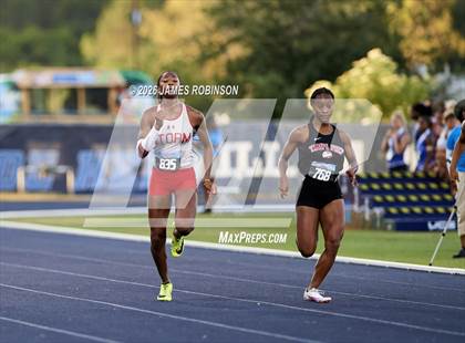 Thumbnail 2 in FHSAA Class 1A Final (200m) photogallery.