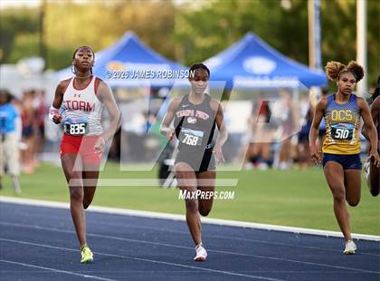 Thumbnail 2 in FHSAA Class 1A Final (200m) photogallery.