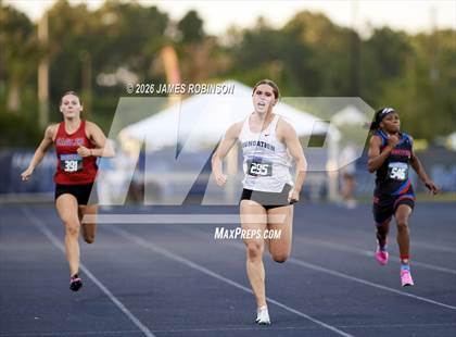 Thumbnail 2 in FHSAA Class 1A Final (200m) photogallery.