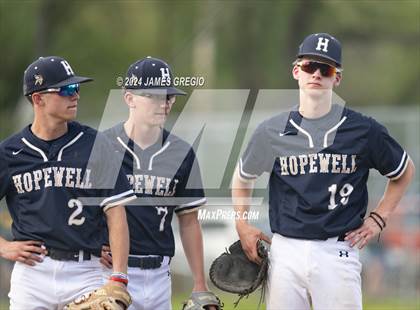Thumbnail 3 in Hopewell @ Ambridge photogallery.