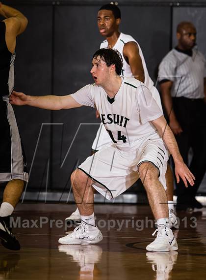 Thumbnail 2 in Strake Jesuit vs. Clark (McDonald's Texas Invitational) photogallery.