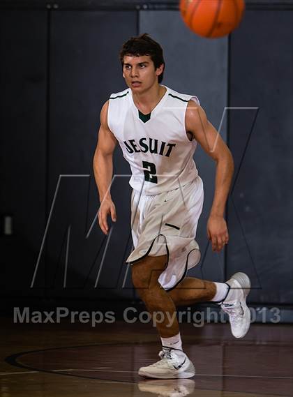 Thumbnail 1 in Strake Jesuit vs. Clark (McDonald's Texas Invitational) photogallery.