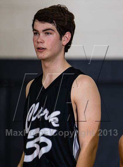 Thumbnail 1 in Strake Jesuit vs. Clark (McDonald's Texas Invitational) photogallery.