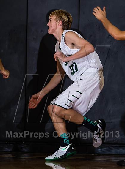 Thumbnail 2 in Strake Jesuit vs. Clark (McDonald's Texas Invitational) photogallery.