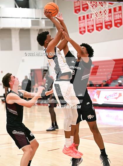 Thumbnail 1 in Claremont vs. St. Bernard (Rumble On The Hill) photogallery.