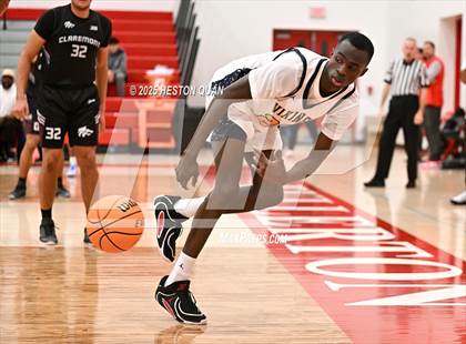 Thumbnail 3 in Claremont vs. St. Bernard (Rumble On The Hill) photogallery.