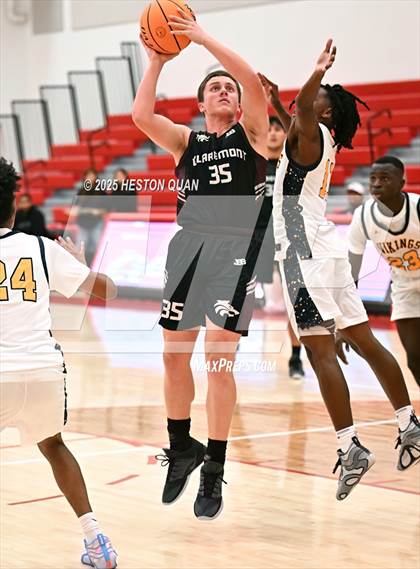 Thumbnail 3 in Claremont vs. St. Bernard (Rumble On The Hill) photogallery.