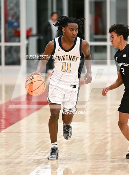 Thumbnail 1 in Claremont vs. St. Bernard (Rumble On The Hill) photogallery.