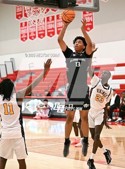 Thumbnail 1 in Claremont vs. St. Bernard (Rumble On The Hill) photogallery.