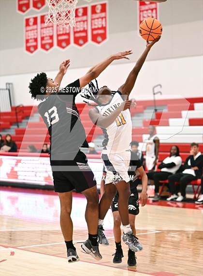 Thumbnail 2 in Claremont vs. St. Bernard (Rumble On The Hill) photogallery.