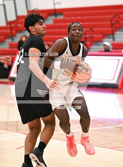 Thumbnail 3 in Claremont vs. St. Bernard (Rumble On The Hill) photogallery.