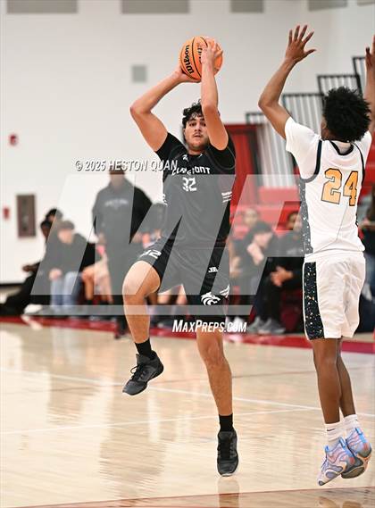 Thumbnail 1 in Claremont vs. St. Bernard (Rumble On The Hill) photogallery.