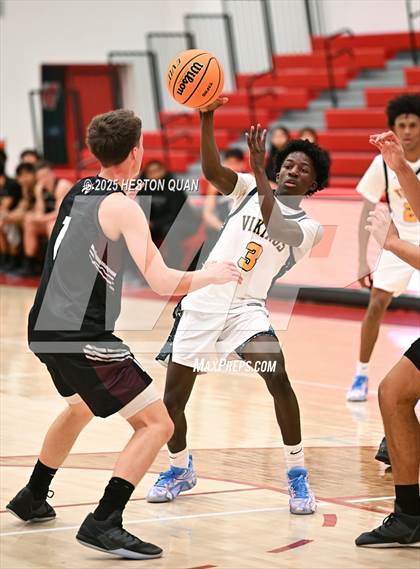 Thumbnail 3 in Claremont vs. St. Bernard (Rumble On The Hill) photogallery.