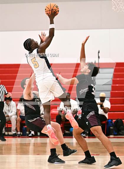 Thumbnail 3 in Claremont vs. St. Bernard (Rumble On The Hill) photogallery.