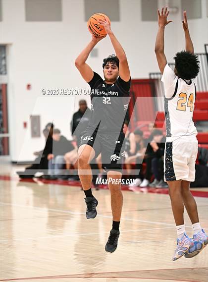 Thumbnail 2 in Claremont vs. St. Bernard (Rumble On The Hill) photogallery.