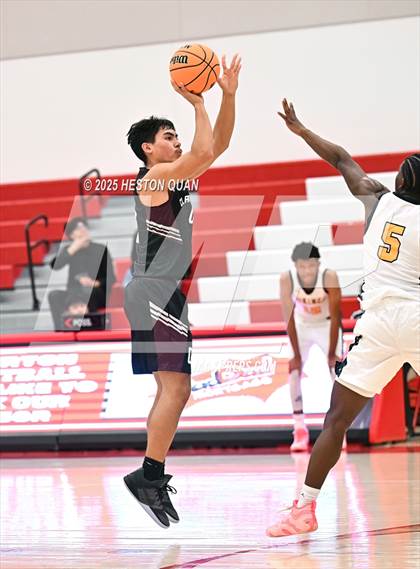 Thumbnail 3 in Claremont vs. St. Bernard (Rumble On The Hill) photogallery.