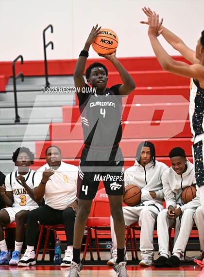 Thumbnail 2 in Claremont vs. St. Bernard (Rumble On The Hill) photogallery.