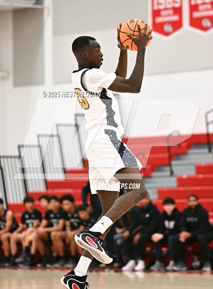 Thumbnail 1 in Claremont vs. St. Bernard (Rumble On The Hill) photogallery.