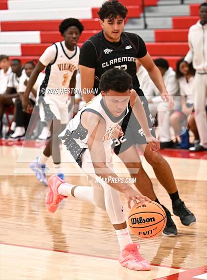 Thumbnail 3 in Claremont vs. St. Bernard (Rumble On The Hill) photogallery.