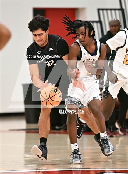 Thumbnail 2 in Claremont vs. St. Bernard (Rumble On The Hill) photogallery.