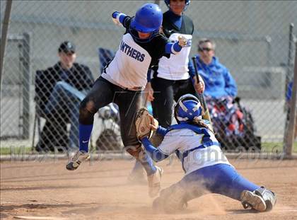Thumbnail 2 in Charter Oak @ Diamond Ranch photogallery.