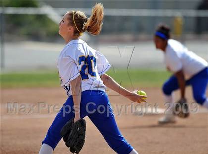 Thumbnail 2 in Charter Oak @ Diamond Ranch photogallery.