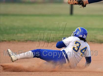 Thumbnail 2 in Charter Oak @ Diamond Ranch photogallery.