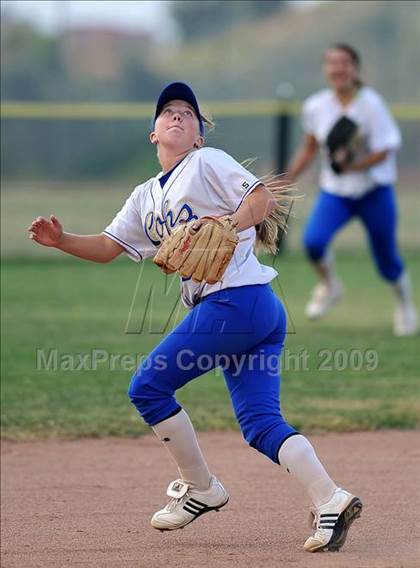 Thumbnail 2 in Charter Oak @ Diamond Ranch photogallery.