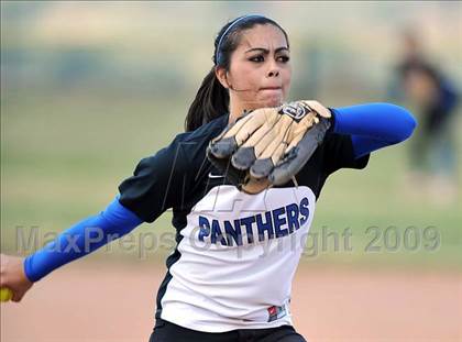 Thumbnail 3 in Charter Oak @ Diamond Ranch photogallery.