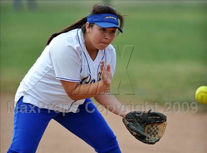 Thumbnail 2 in Charter Oak @ Diamond Ranch photogallery.