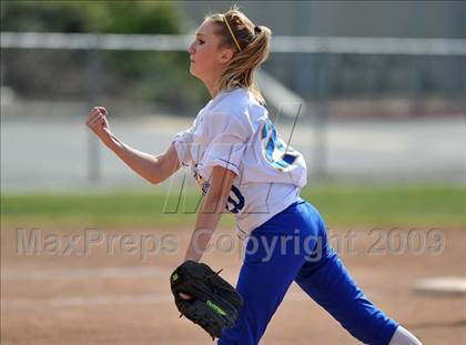 Thumbnail 3 in Charter Oak @ Diamond Ranch photogallery.