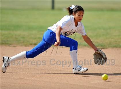Thumbnail 3 in Charter Oak @ Diamond Ranch photogallery.