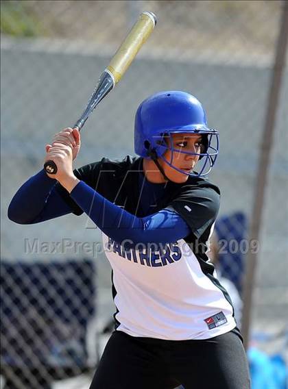 Thumbnail 2 in Charter Oak @ Diamond Ranch photogallery.
