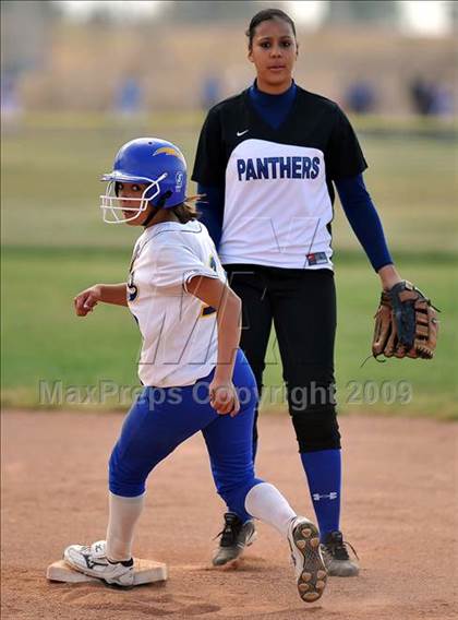 Thumbnail 3 in Charter Oak @ Diamond Ranch photogallery.
