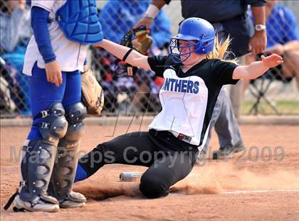 Thumbnail 3 in Charter Oak @ Diamond Ranch photogallery.