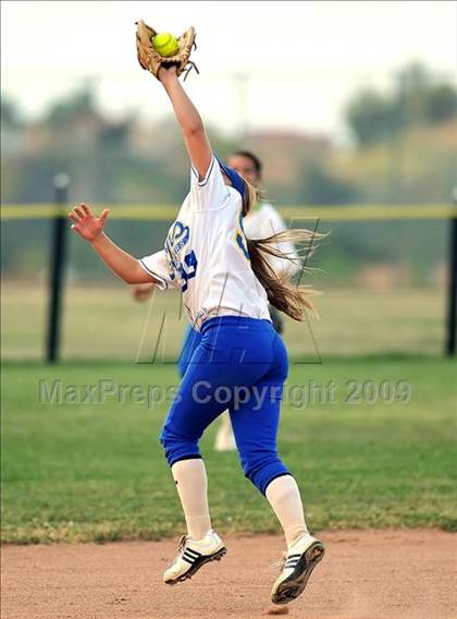 Thumbnail 3 in Charter Oak @ Diamond Ranch photogallery.