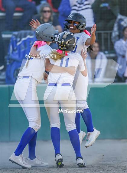 Thumbnail 2 in Fremont vs. Mountain Ridge photogallery.