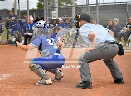 Thumbnail 3 in Somerville vs Snook photogallery.