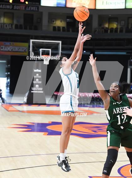 Thumbnail 3 in Arete Prep vs. St. John Paul II Catholic (AIA 2A Quarterfinal)  photogallery.