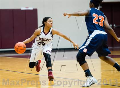 Thumbnail 1 in Sachse vs Rowlett photogallery.